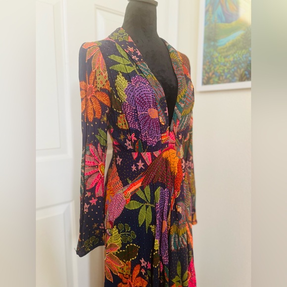 FARM Rio Cool Macaw Navy Floral Maxi Dress - Picture 5 of 12